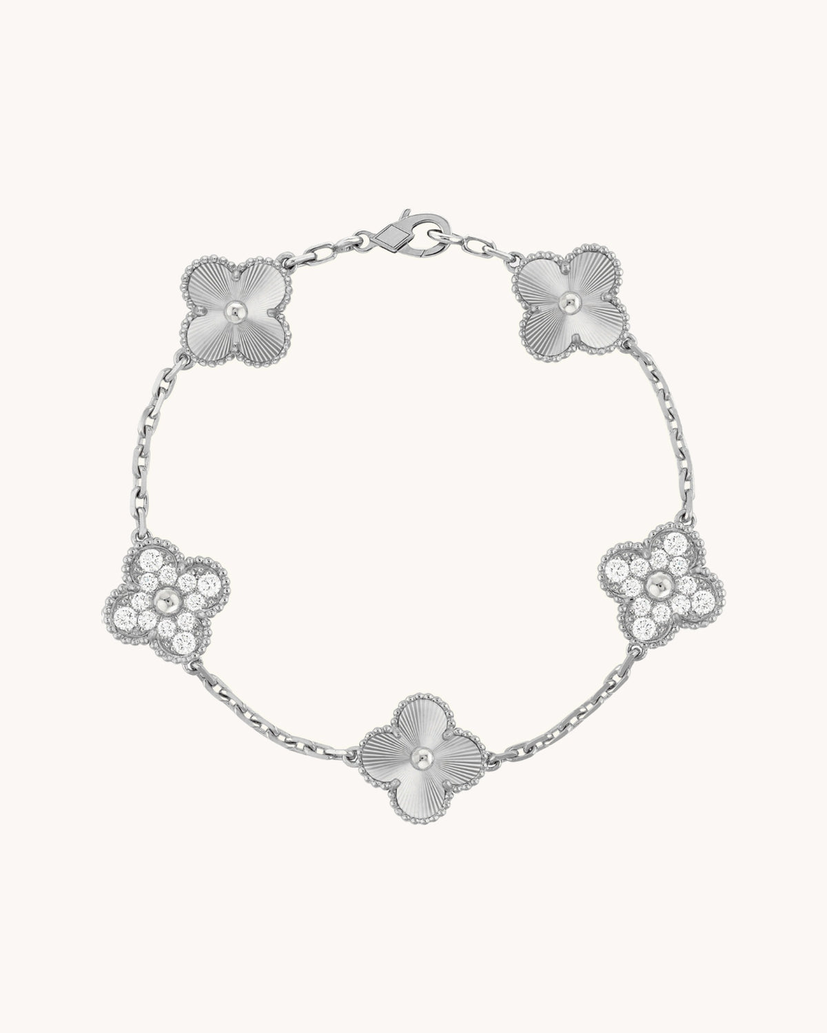 CLOVER | Golden Guilloché Bracelet Prestige