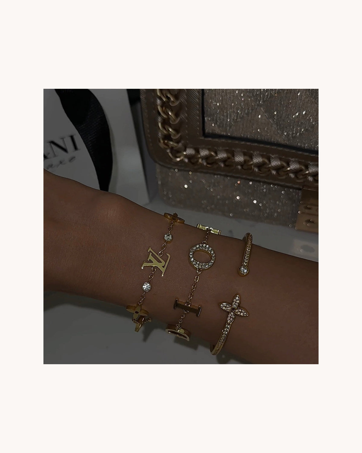 EXCLUSIVE | DR Bracelet Gold