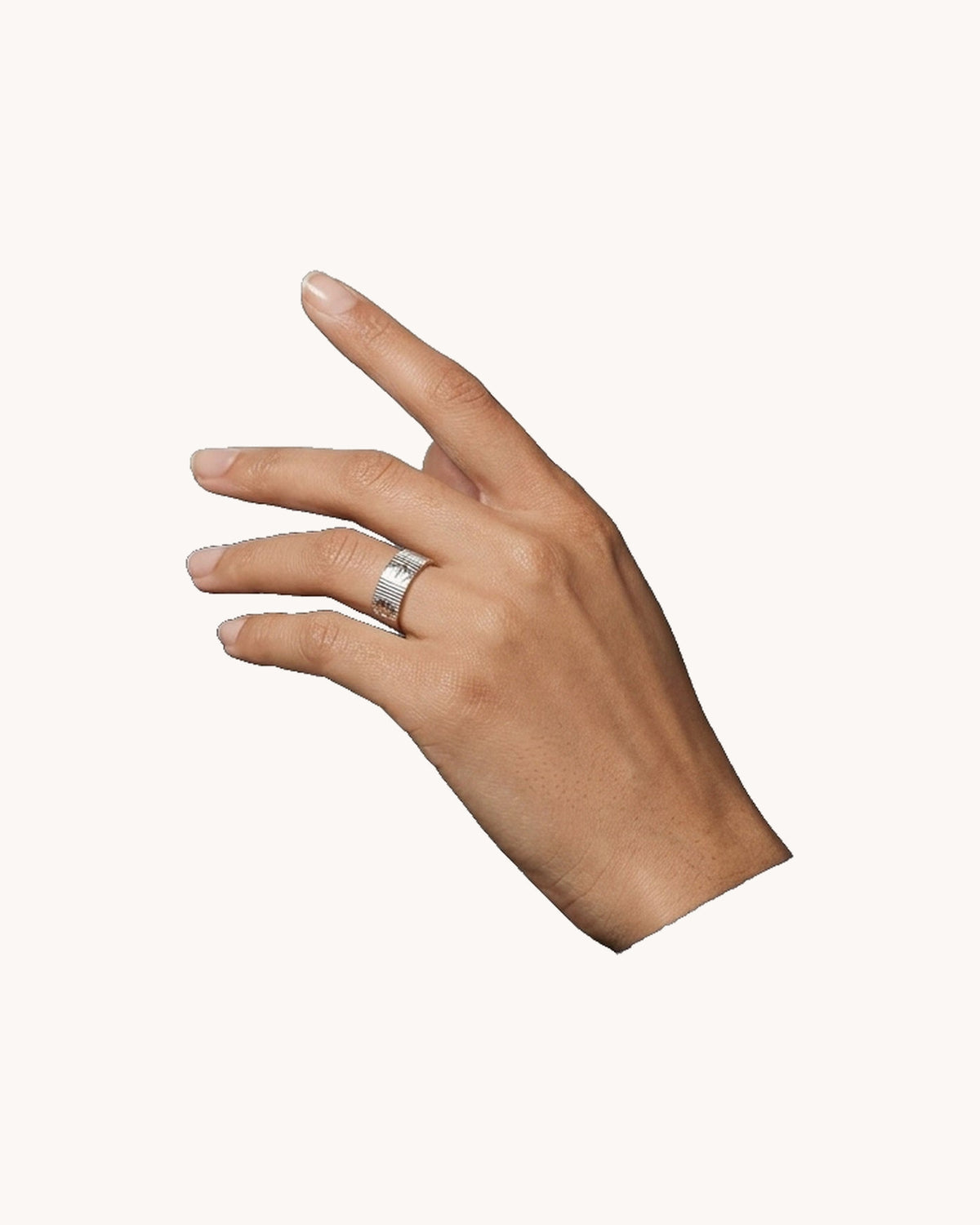 Mayceline Unlimited Ring — White Gold