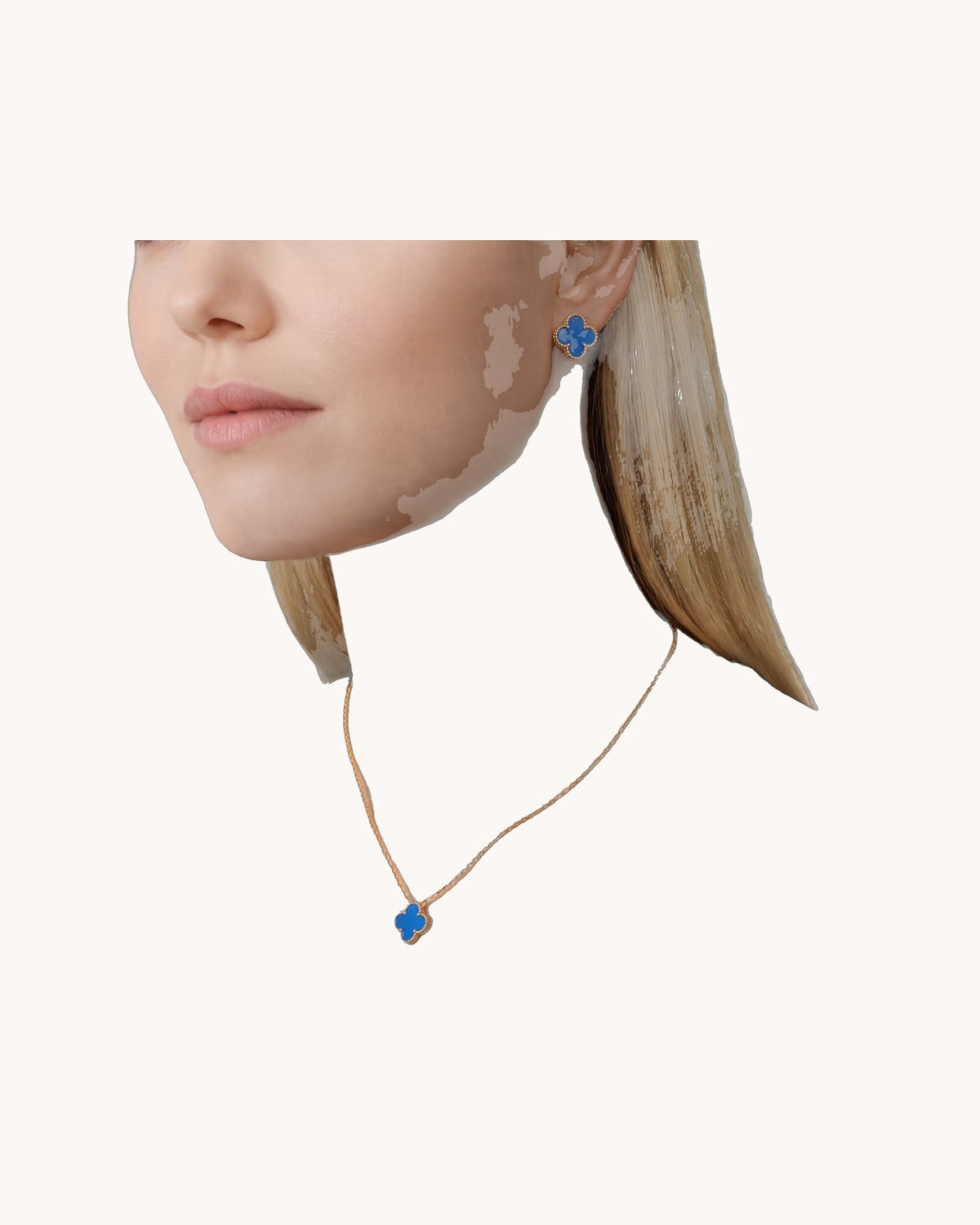 Mayceline Four Leaf Clover Necklace — 18K Yellow Gold, Agate — image 2