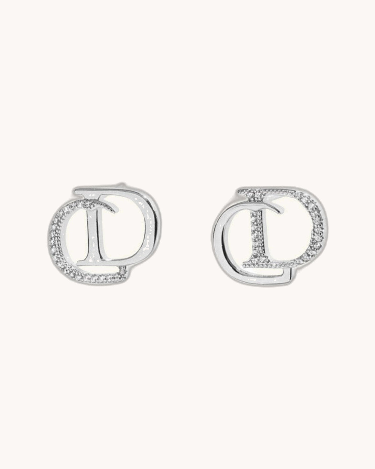 EXCLUSIVE | DR Earrings Gold