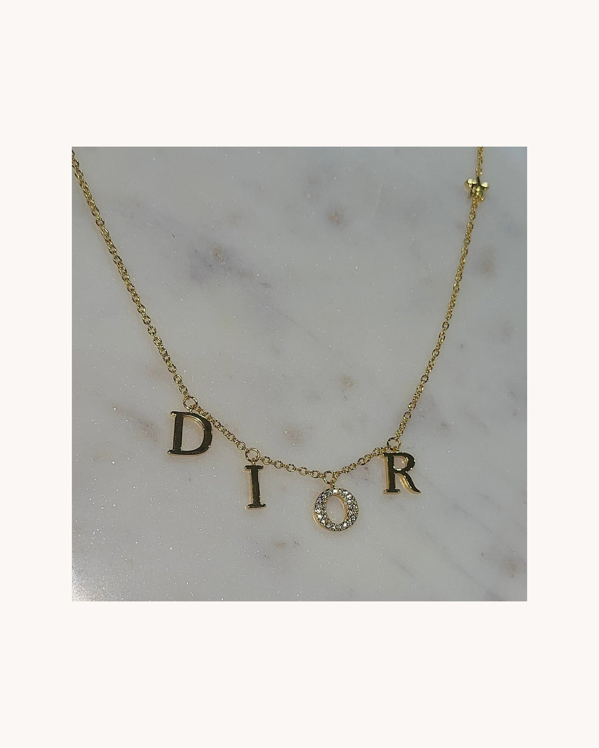 EXCLUSIVE | DR Necklace Gold
