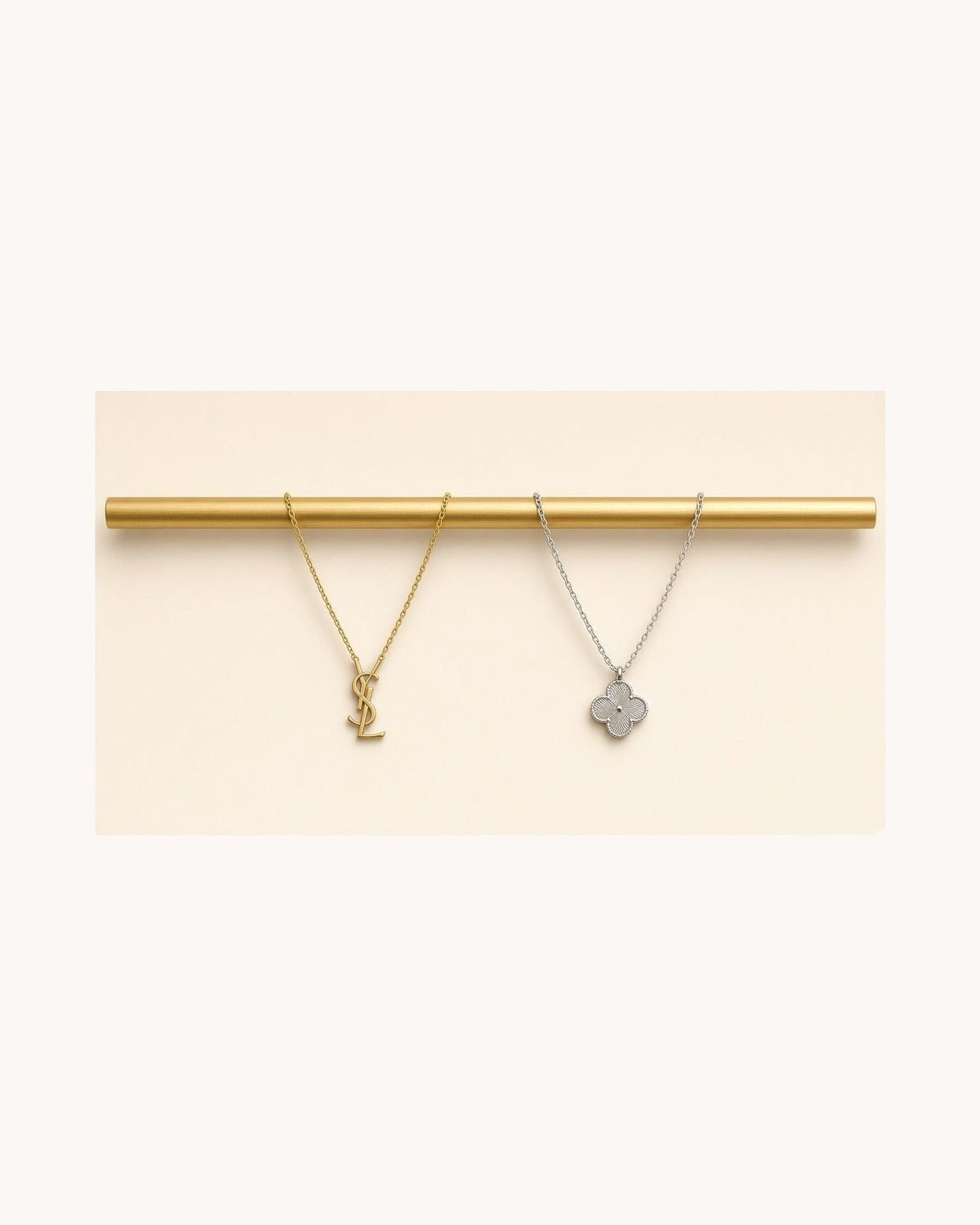 Mayceline Saint-Tropez set